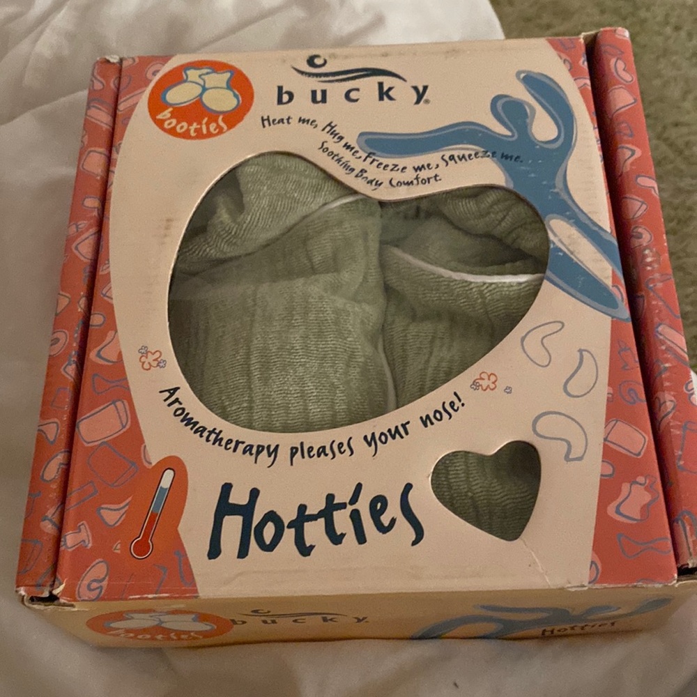 Bucky aroma therapy booties/neck wrap